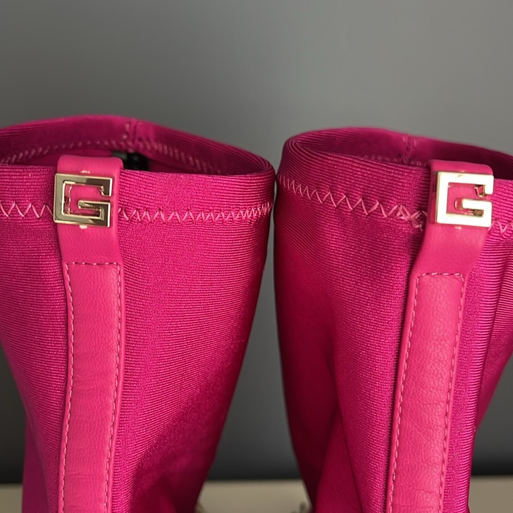 GUESS Womens Pink Chain Forsta Pointed Toe Stiletto Dress Boots size 7M - Picture 4 of 8